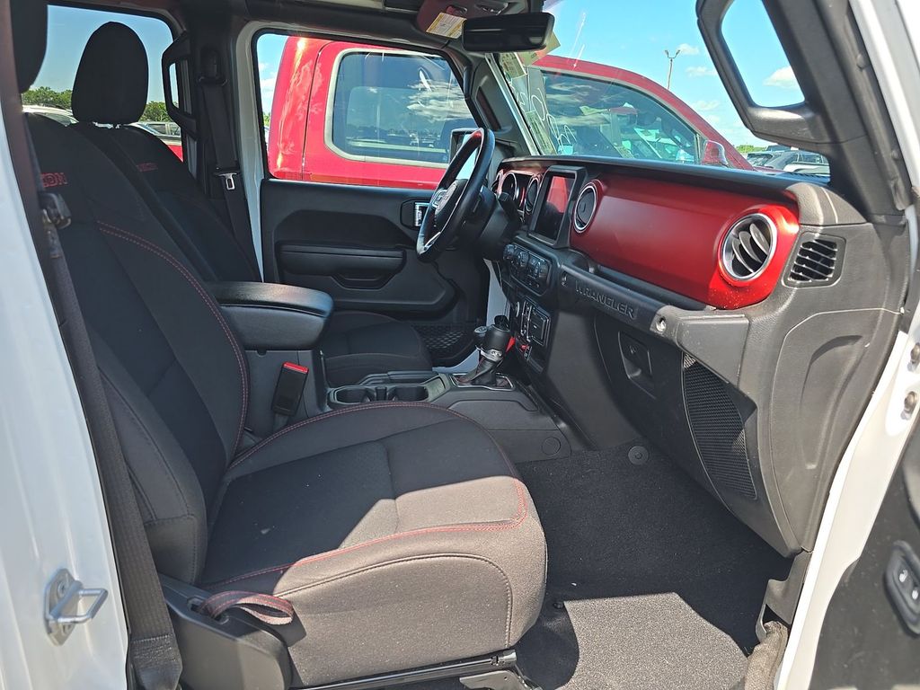 2022 Jeep Wrangler Unlimited Rubicon fotoğraf 4