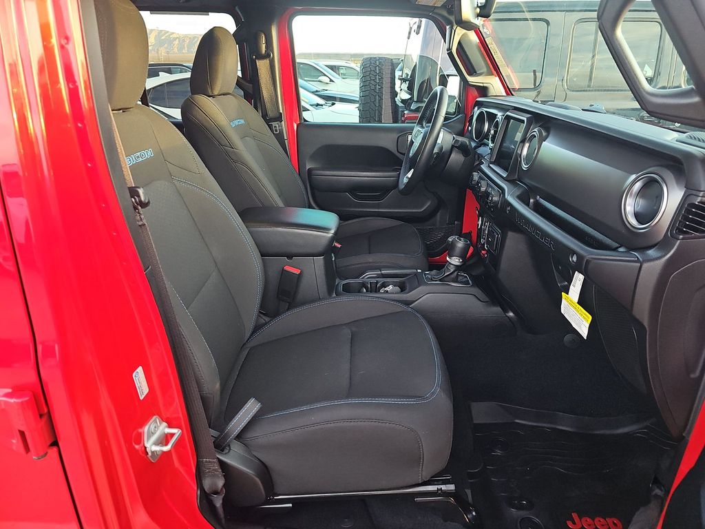 2022 Jeep Wrangler Unlimited 4xe Rubicon fotoğraf 4