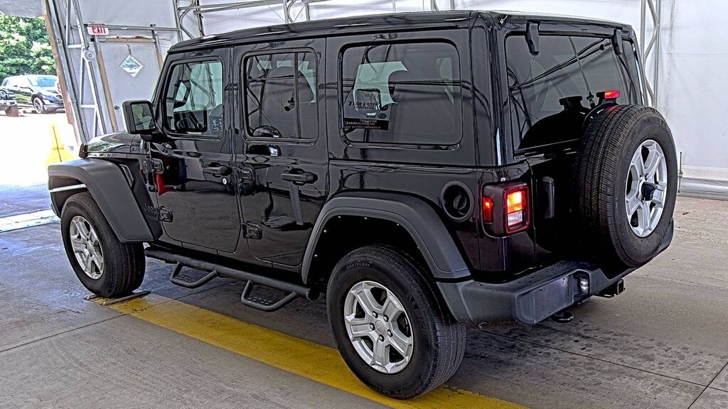 Used 2022 Jeep Wrangler Unlimited Sport SUV