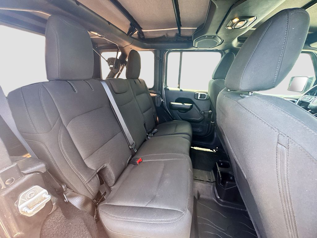2021 Jeep Wrangler Unlimited Willys Sport - Photo 31