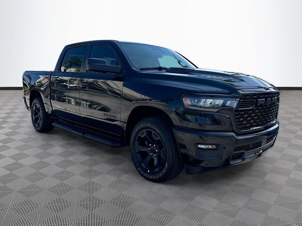 New 2026 Ram 1500 EXPRESS CREW CAB 4X4 5'7 BOX Pickup