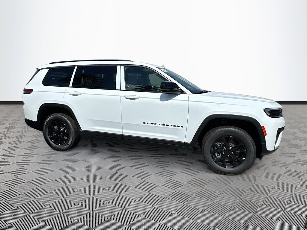 New 2026 Jeep Grand Cherokee L LAREDO ALTITUDE 4X4 Sport Utility
