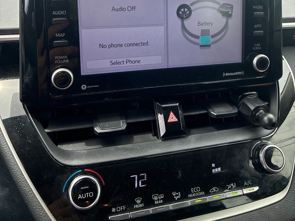 2022 Toyota Corolla Hybrid LE fotoğraf 2