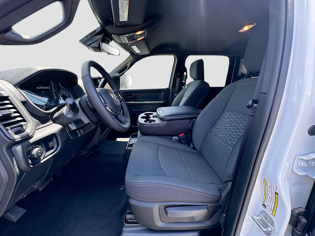 2025 RAM 2500 Tradesman - Photo 21