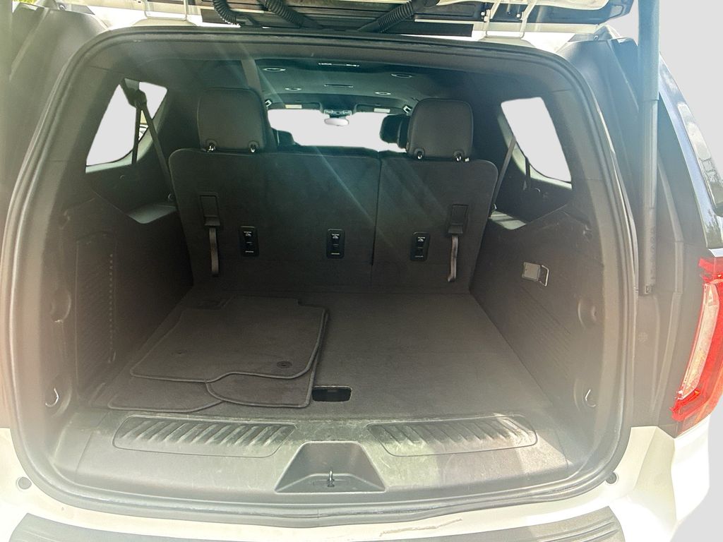 2024 GMC Yukon XL SLT - Photo 29
