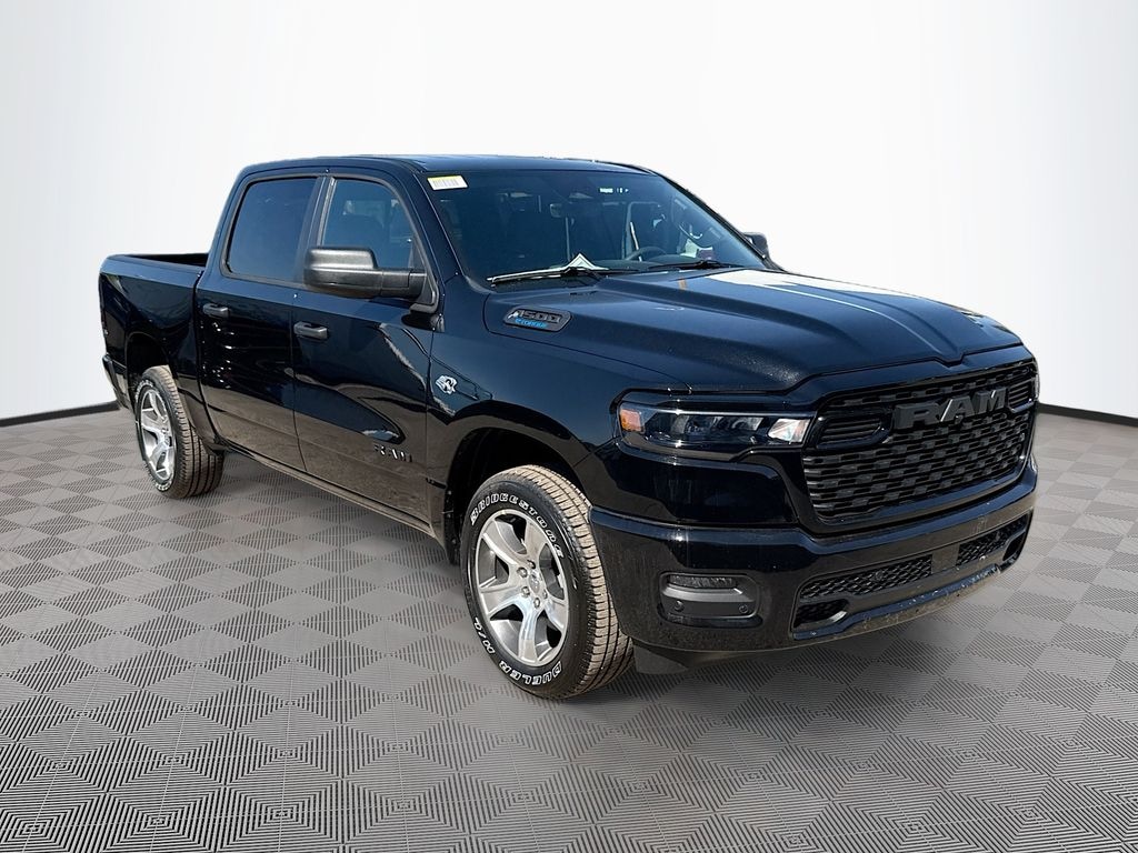 New 2026 Ram 1500 EXPRESS CREW CAB 4X2 5'7 BOX Pickup