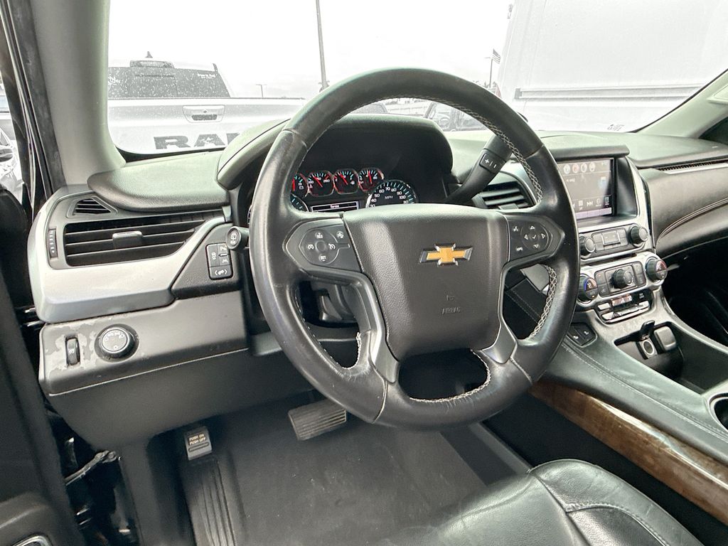 2019 Chevrolet Tahoe LT - Photo 12