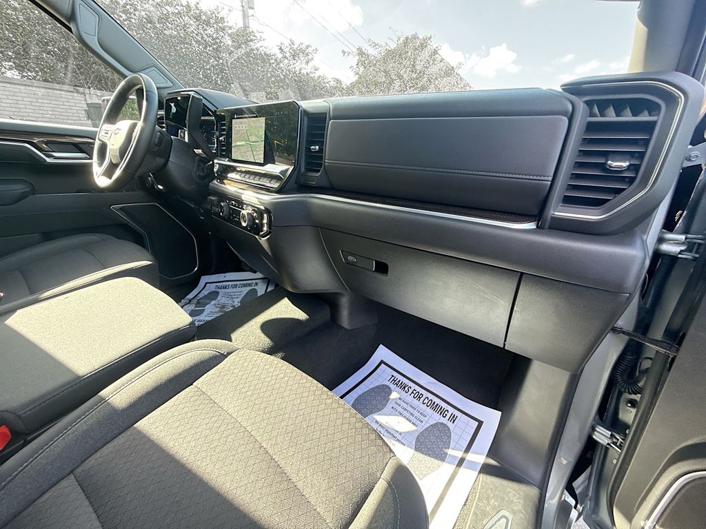 2026 Chevrolet Silverado 1500 RST - Photo 33