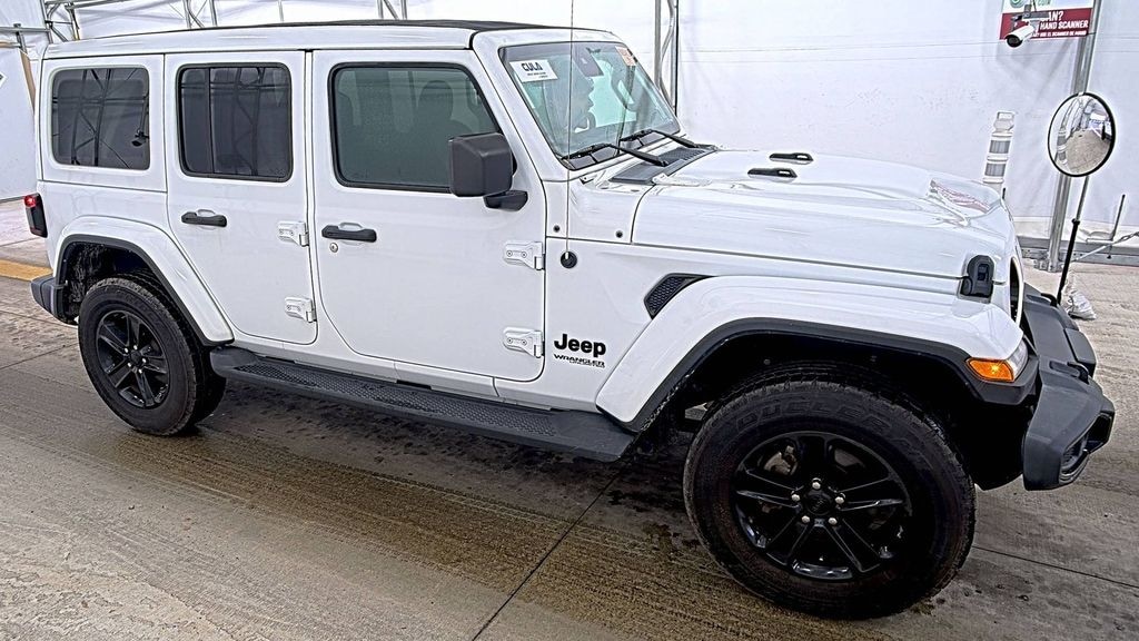 Used 2022 Jeep Wrangler Unlimited Sahara SUV