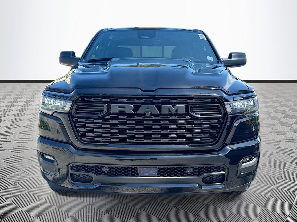 New 2026 Ram 1500 EXPRESS CREW CAB 4X4 5'7 BOX Pickup