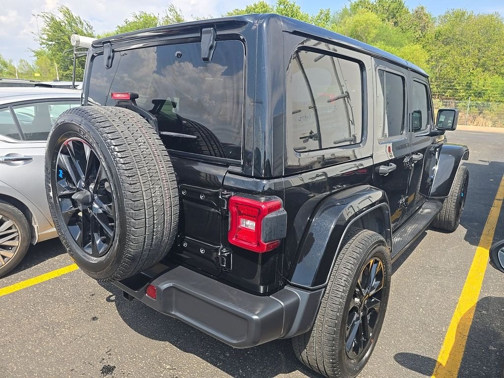 Used 2022 Jeep Wrangler Unlimited 4xe Sahara SUV