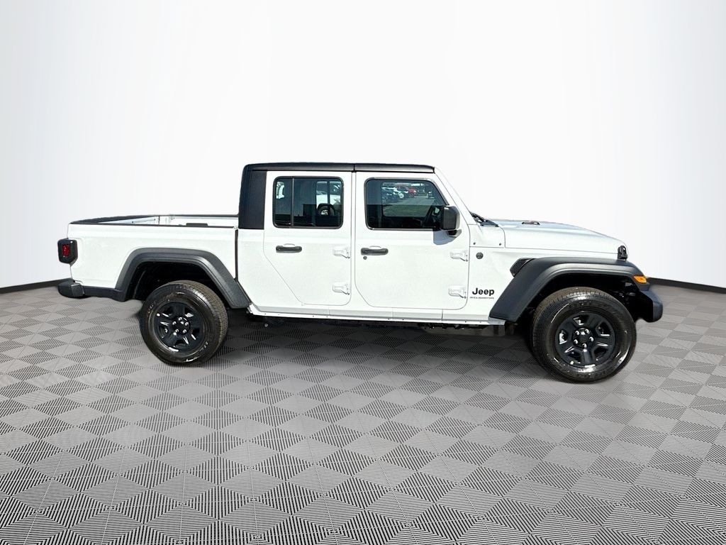 New 2026 Jeep Gladiator SPORT 4X4 Pickup