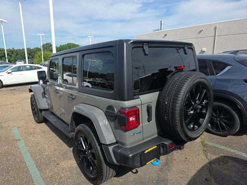 2023 Jeep Wrangler 4xe Sahara fotoğraf 2