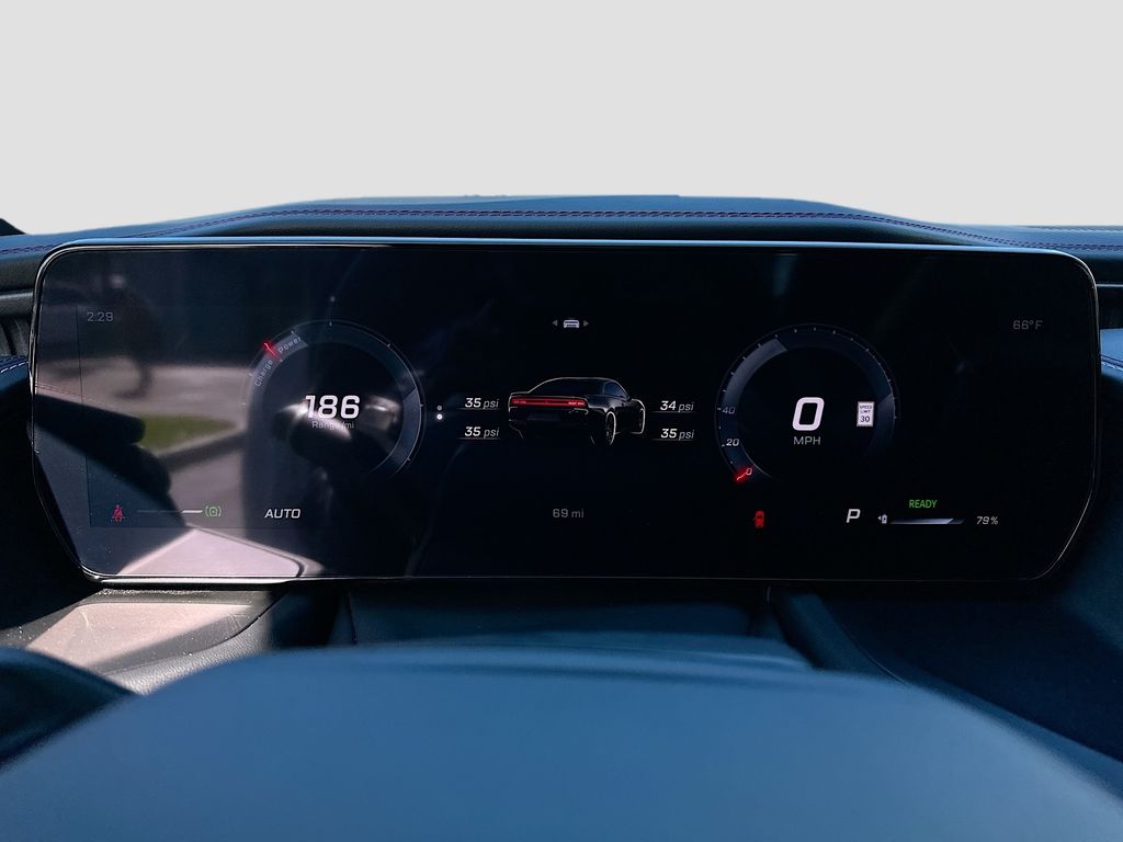 2025 Dodge Charger Daytona Scat Pack - Photo 12