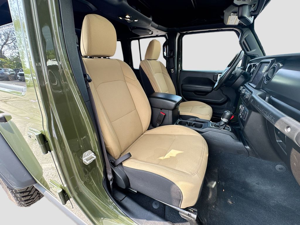 Photo 32