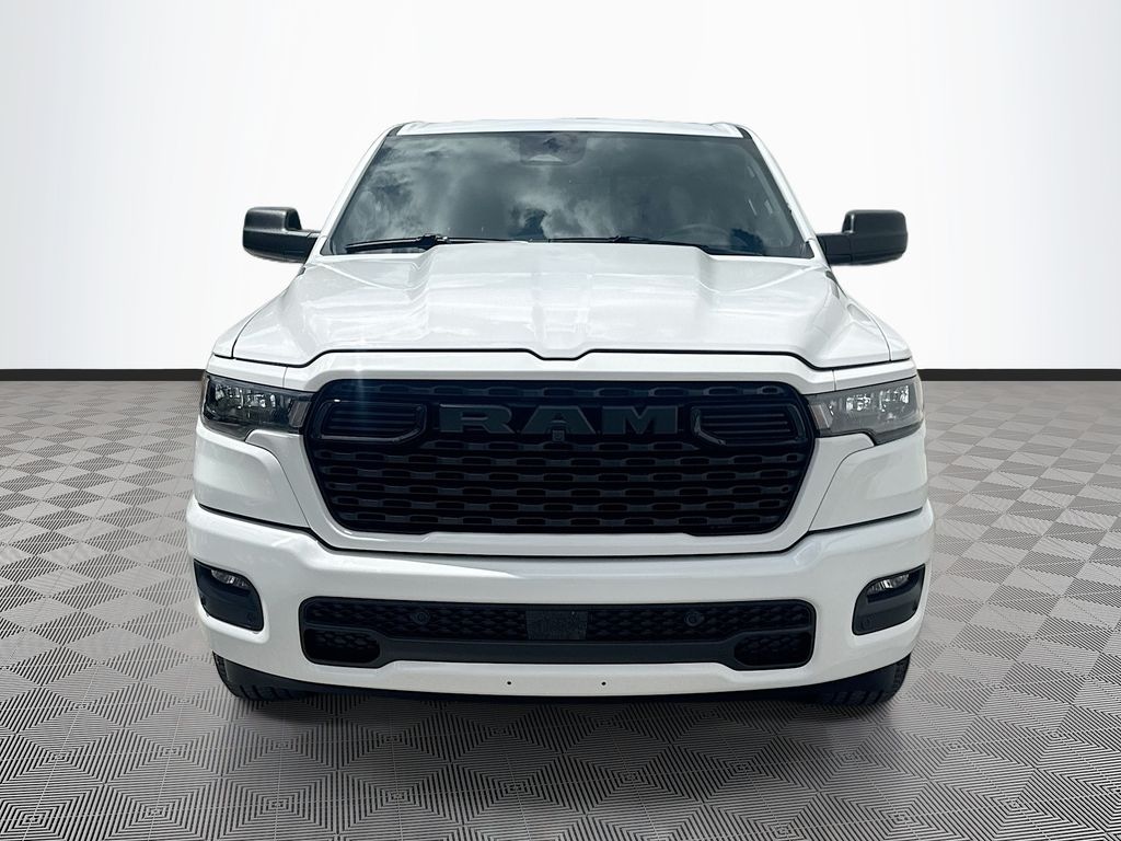 New 2026 Ram 1500 EXPRESS CREW CAB 4X2 5'7 BOX Pickup
