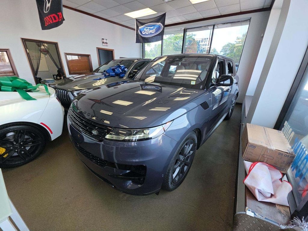 Used 2023 Land Rover Range Rover Sport SE SUV