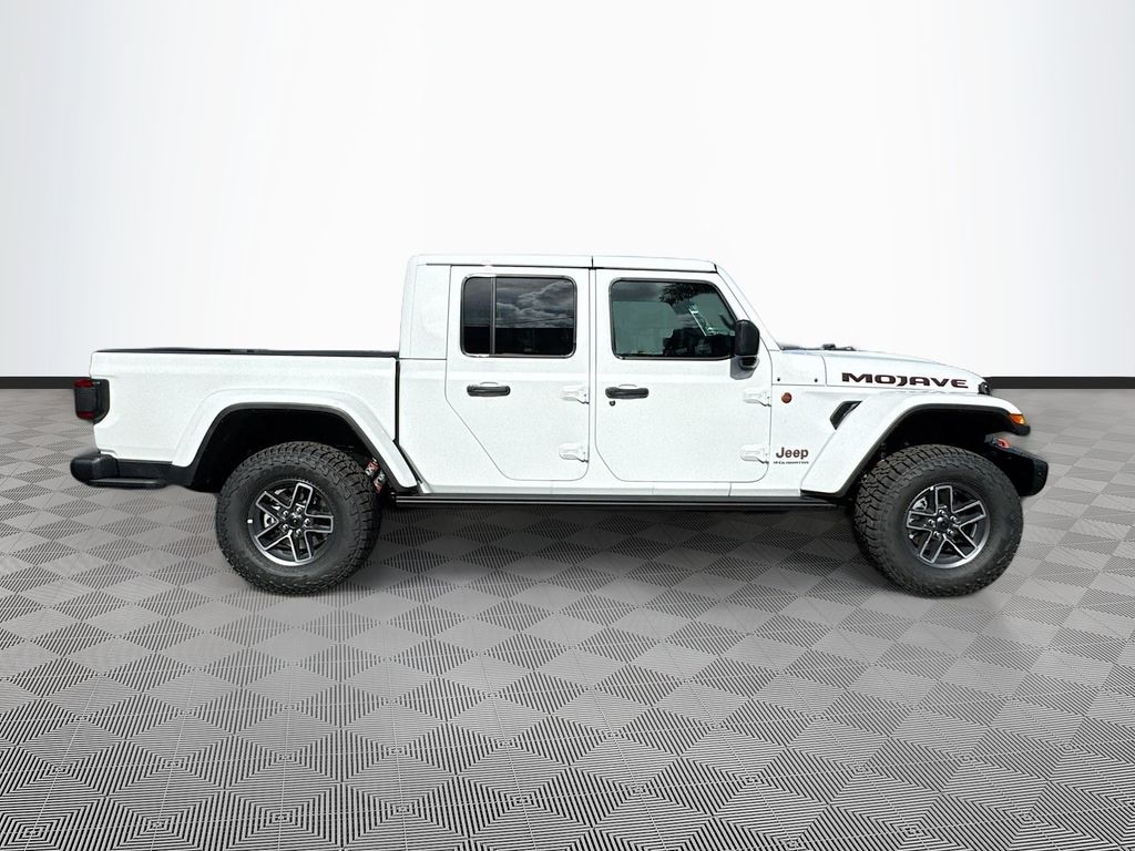 New 2026 Jeep Gladiator MOJAVE X 4X4 Pickup