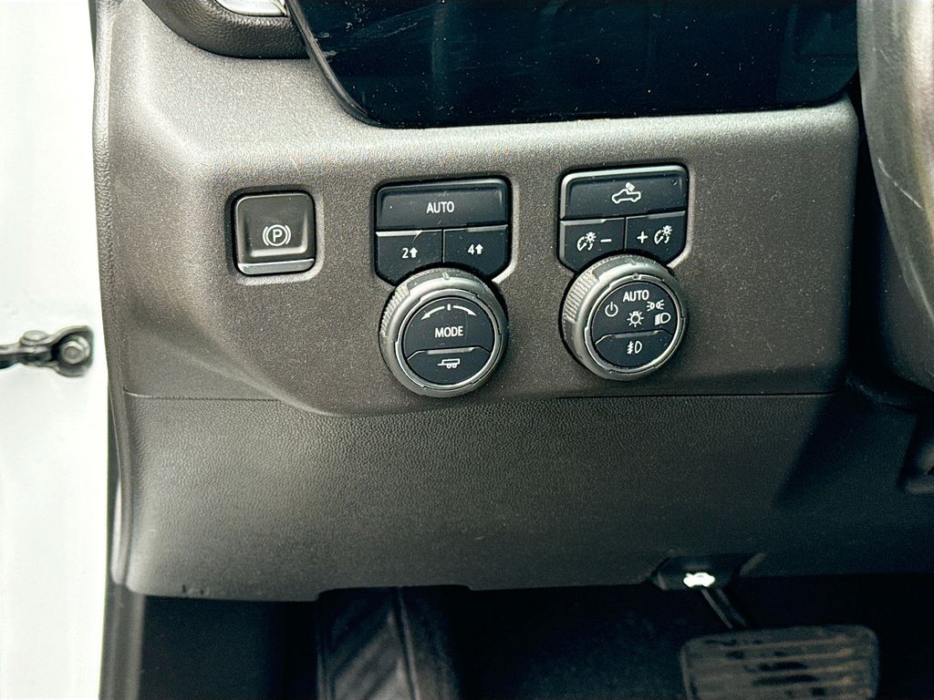 2024 Chevrolet Silverado 1500 RST - Photo 11