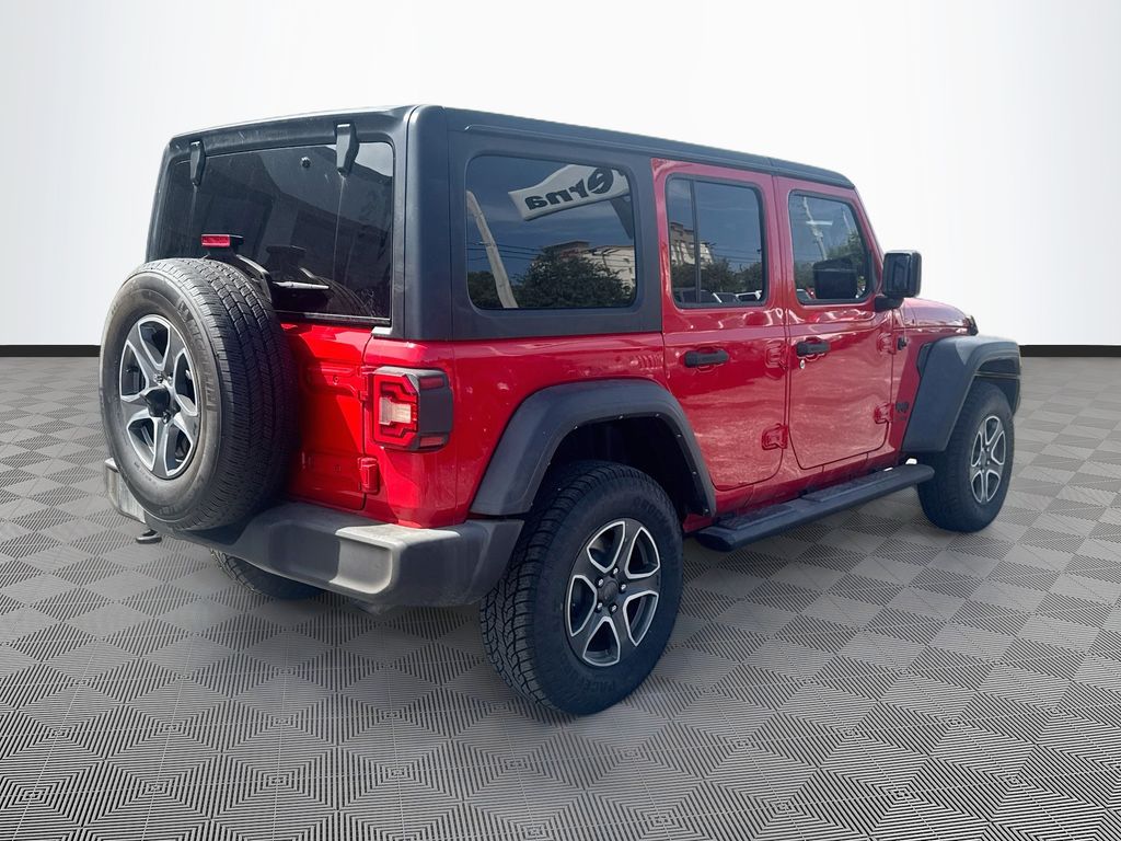 2022 Jeep Wrangler Unlimited Sport fotoğraf 4