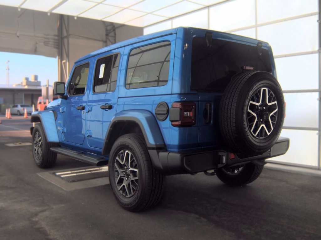 Used 2024 Jeep Wrangler Sahara SUV