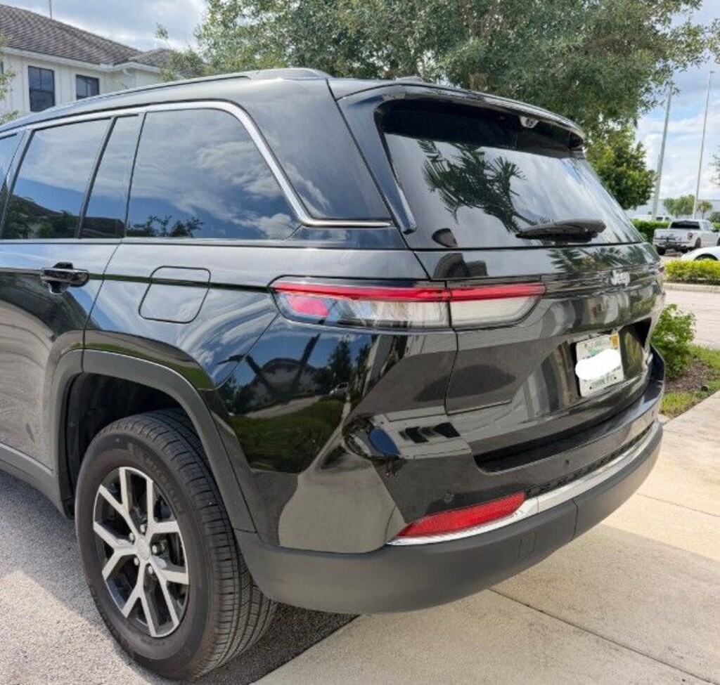 Used 2025 Jeep Grand Cherokee Limited SUV