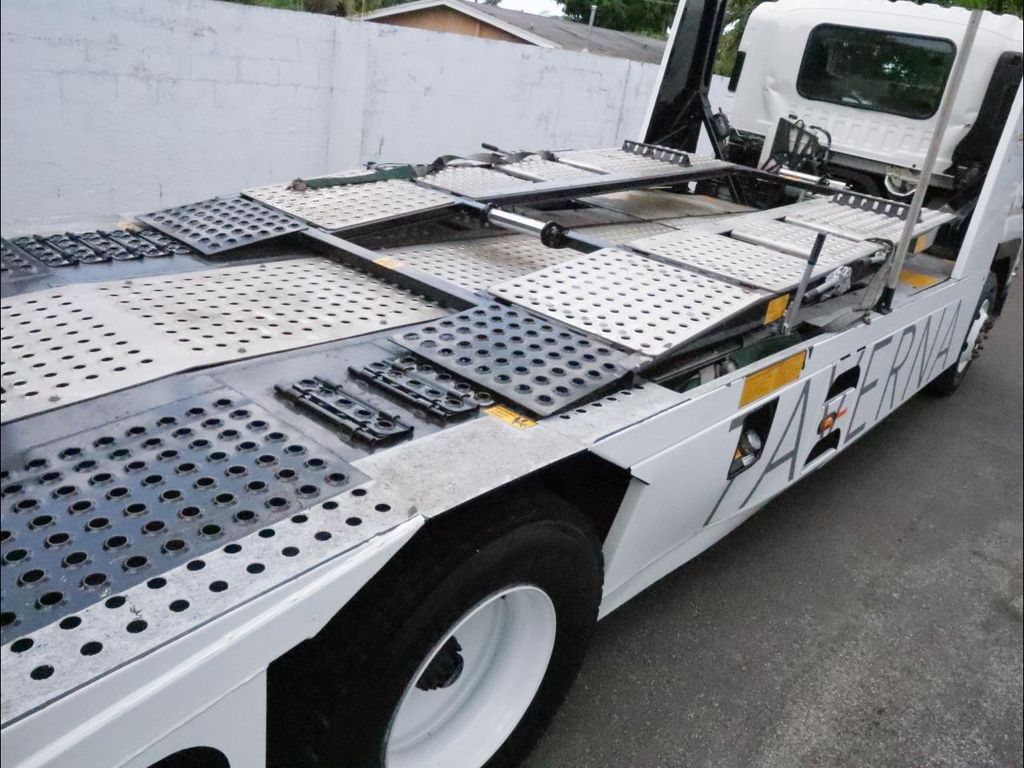 2022 Isuzu FTR - Photo 14
