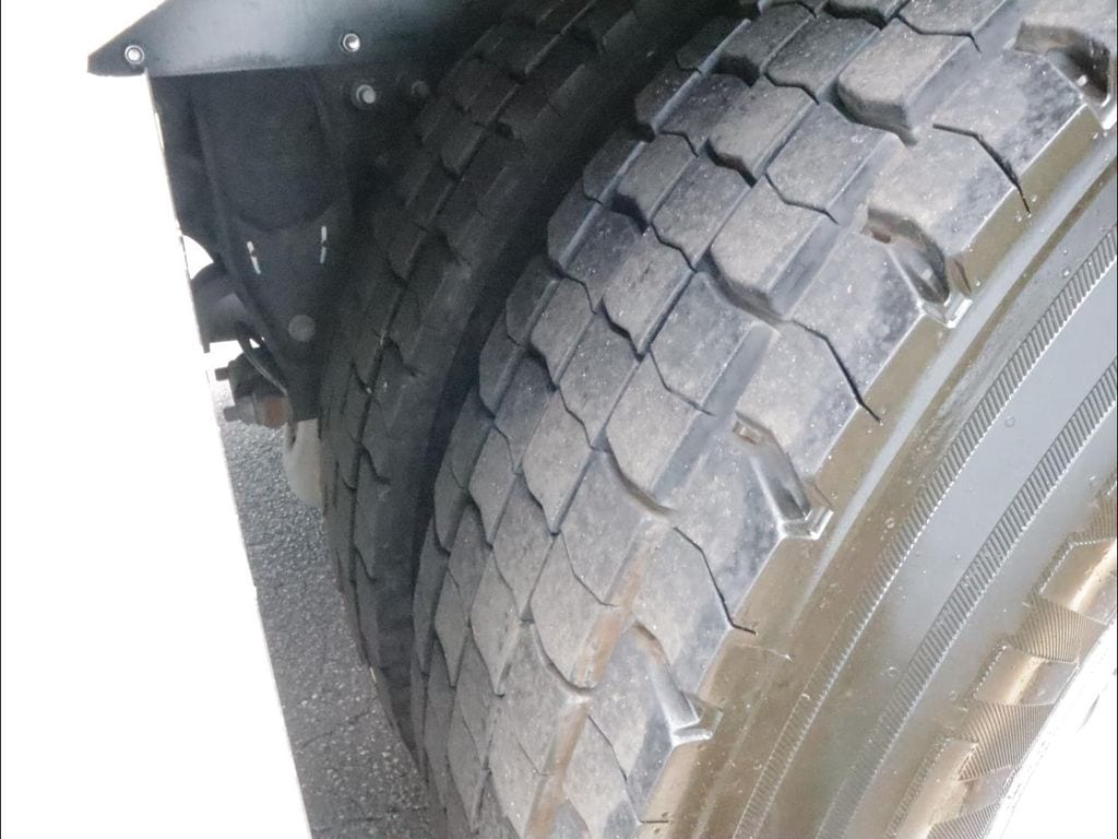 2022 Isuzu FTR - Photo 24