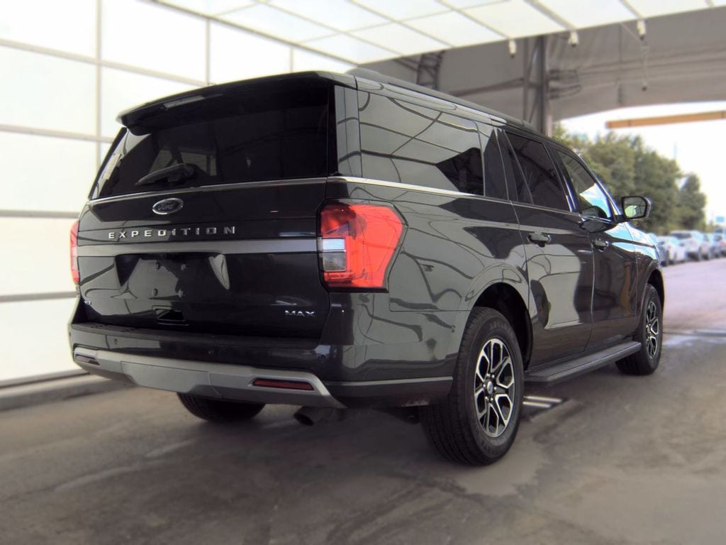 Used 2024 Ford Expedition Max XLT SUV