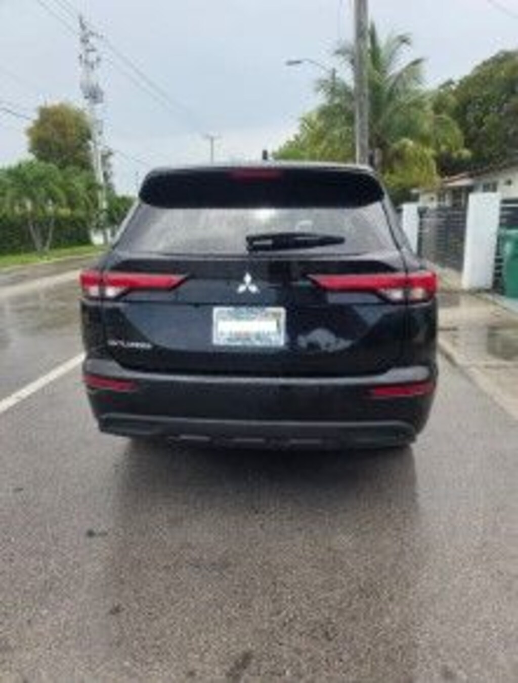 Used 2024 Mitsubishi Outlander ES SUV
