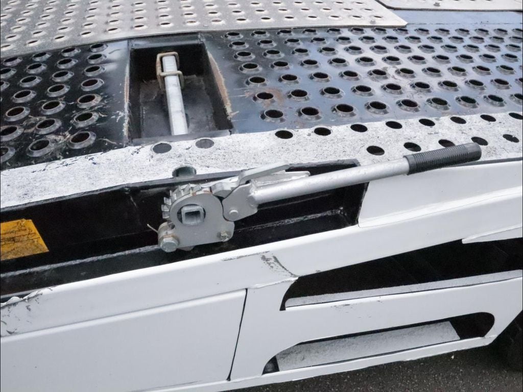 2022 Isuzu FTR - Photo 30