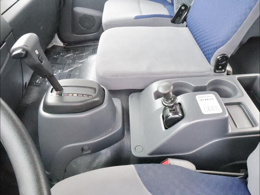 2022 Isuzu FTR - Photo 36