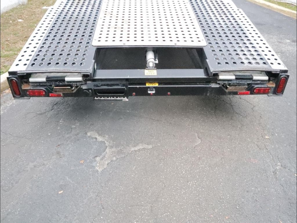 2022 Isuzu FTR - Photo 29