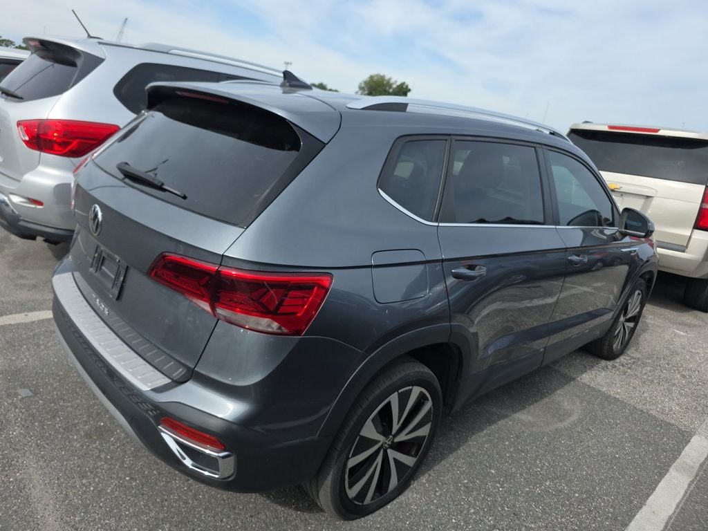 Used 2023 Volkswagen Taos 1.5T SE SUV