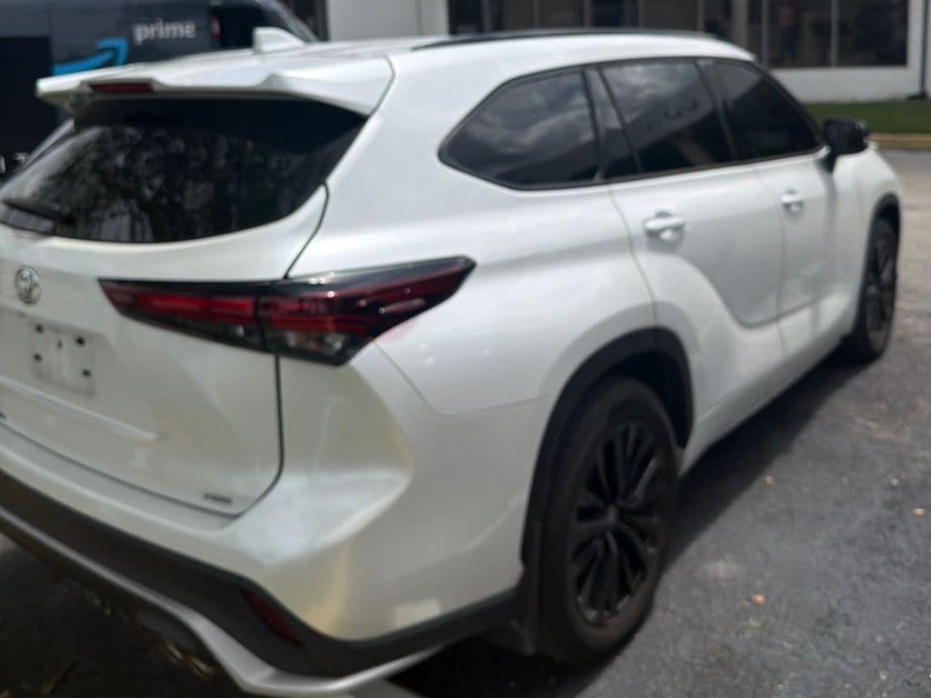 Used 2024 Toyota Highlander XSE SUV