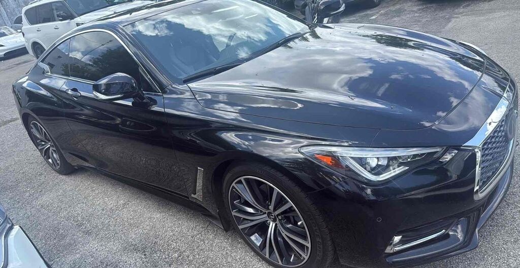 Certified 2022 INFINITI Q60 LUXE Coupe