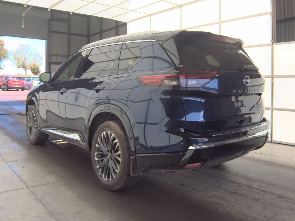Used 2024 Nissan Rogue Platinum SUV