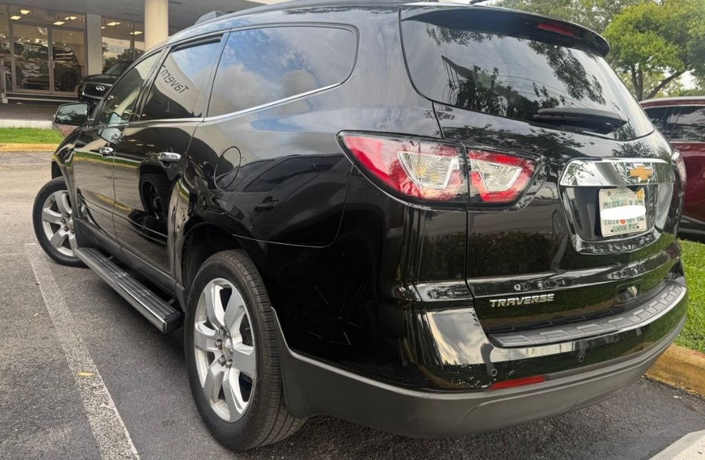 Used 2017 Chevrolet Traverse LT w/1LT SUV