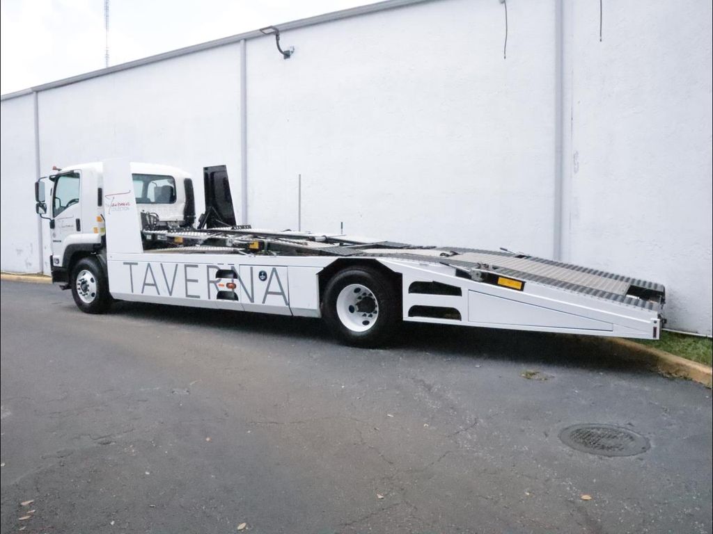 2022 Isuzu FTR - Photo 6