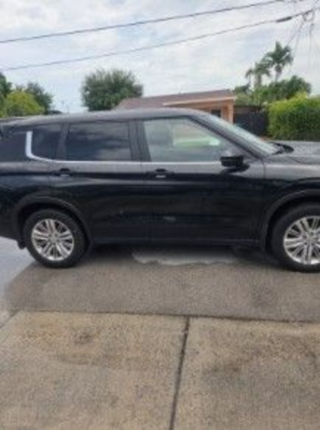 Used 2024 Mitsubishi Outlander ES SUV