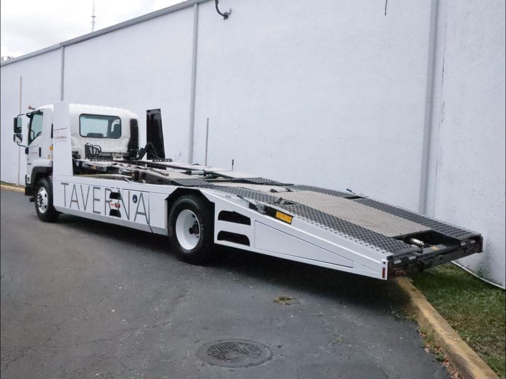 2022 Isuzu FTR - Photo 7