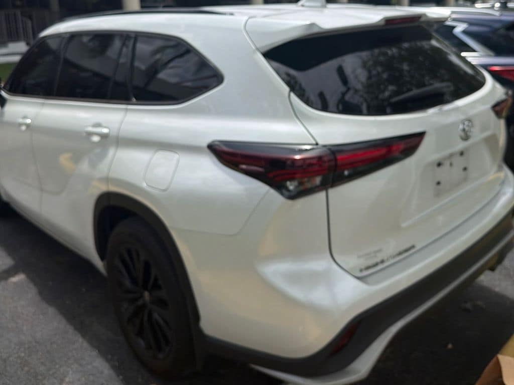 Used 2024 Toyota Highlander XSE SUV