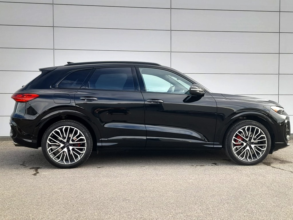 Used 2025 Audi  3.0T Technik SUV