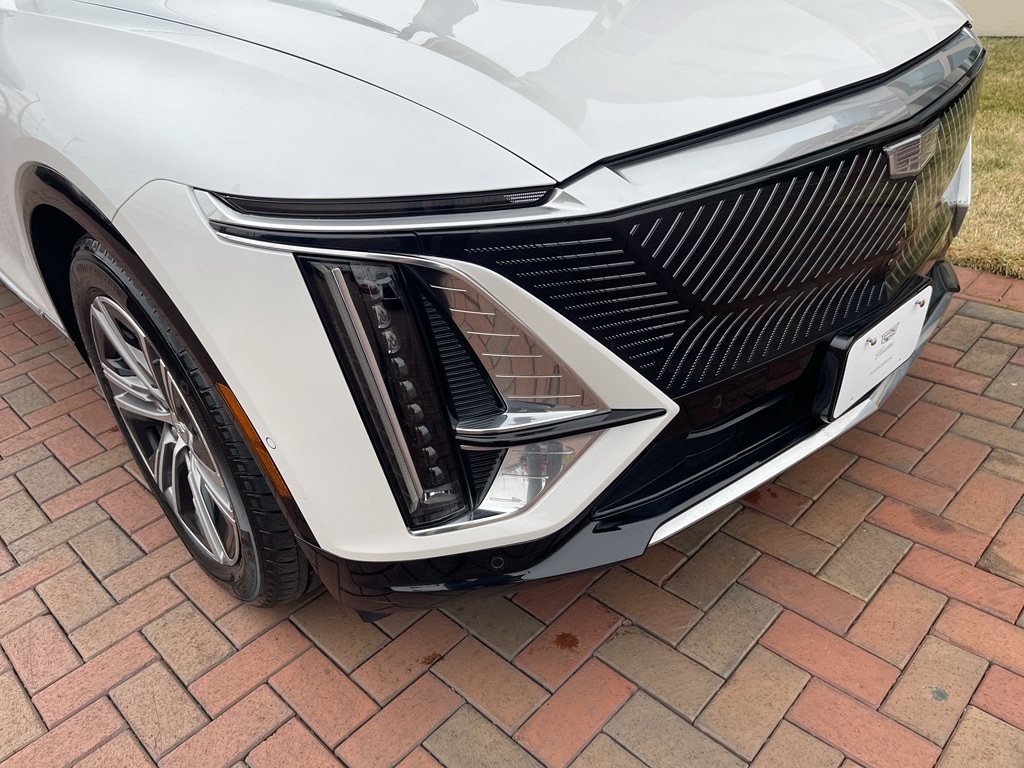 Used 2024 CADILLAC LYRIQ Luxury 1 SUV