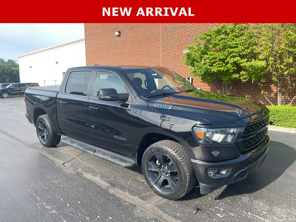 2023 RAM 1500 Big Horn/Lone Star 4x4 Crew Cab 5'7's photo
