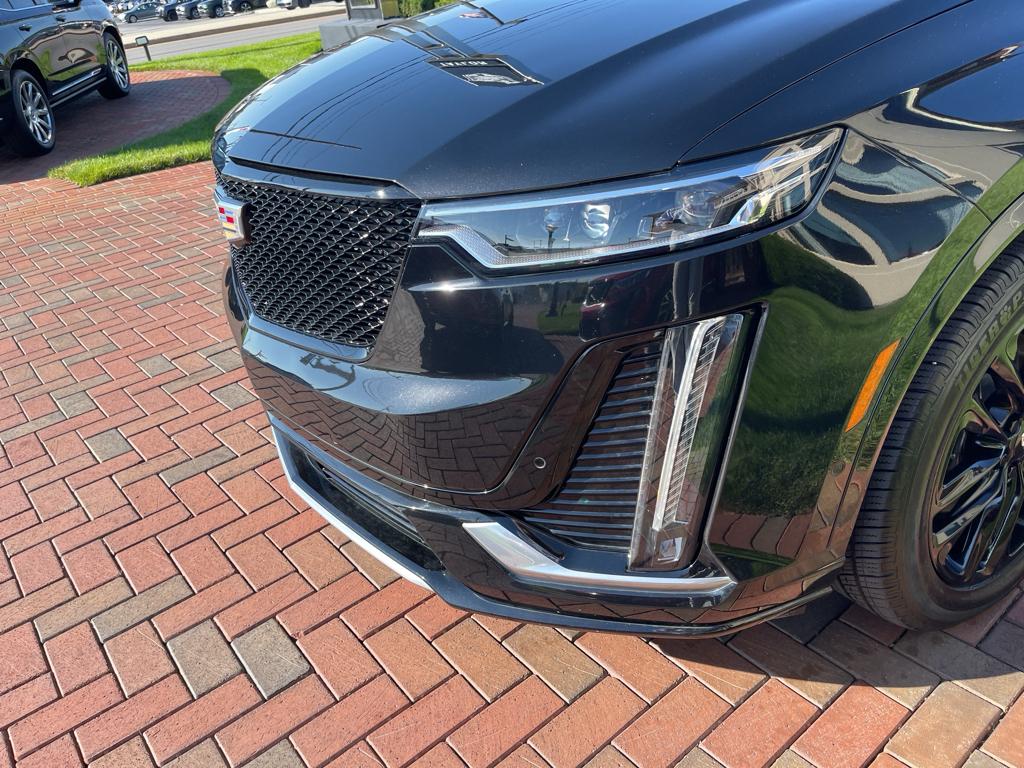 Used 2021 Cadillac XT6 Premium Luxury with VIN 1GYKPFRS0MZ142484 for sale in Toledo, OH