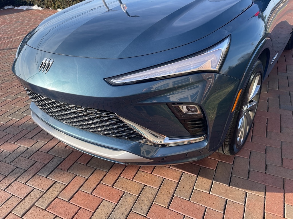Used 2024 Buick Envista Avenir SUV