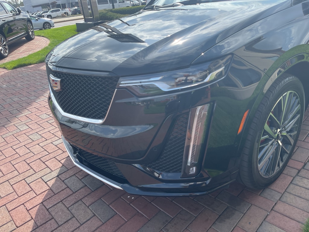 Used 2024 CADILLAC XT6 Sport SUV