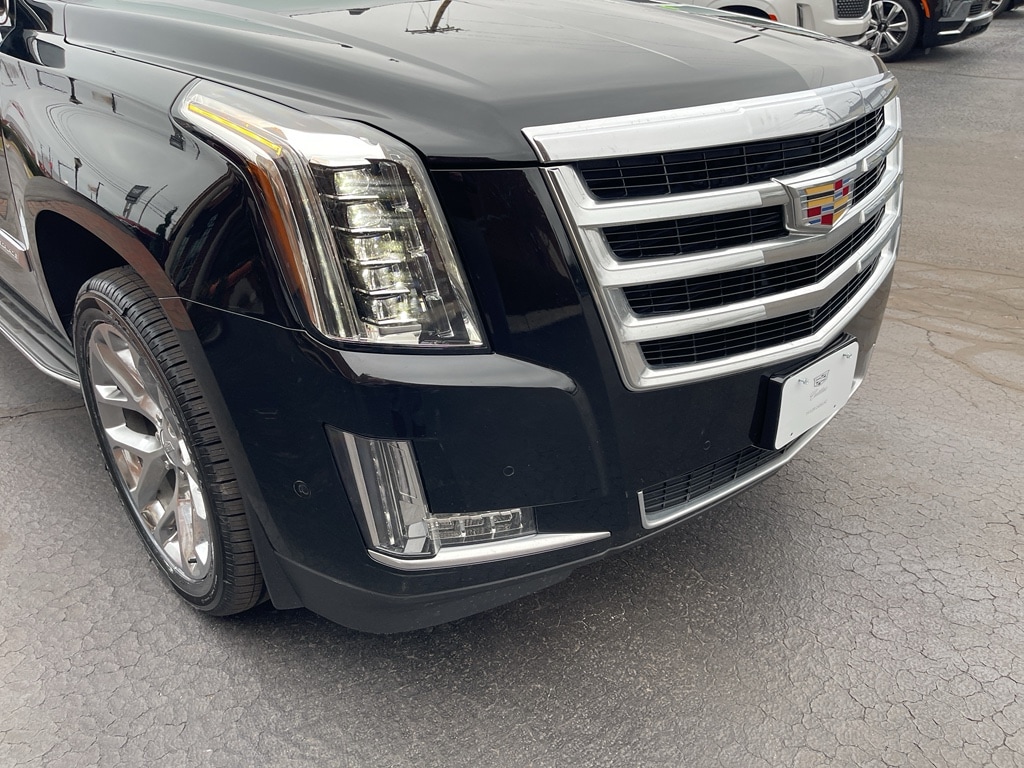 Used 2017 CADILLAC Escalade Luxury SUV