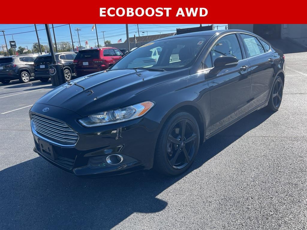 Used 2016 Ford Fusion SE